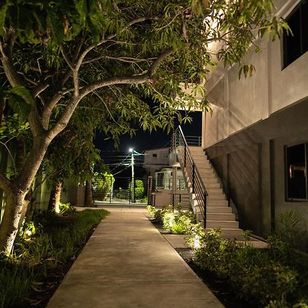 The Palms Villa Belize City Exterior photo